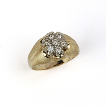 Featured image of this Men’s 14k Yellow Gold, Diamond Ring
