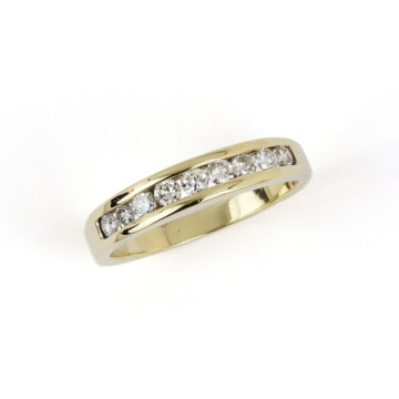Featured image of this Women’s 14k Yellow Gold Diamond Ring