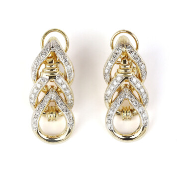 Featured image of this Women’s 14k Yellow Gold Diamond Dangle Earrings