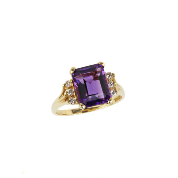 Featured image of this Women’s 14k Yellow Gold Amethyst, Diamond Ring