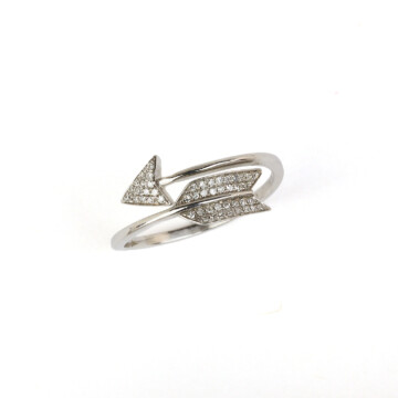 Featured image of this Women’s 14k White Gold Diamond Adjustable Arrow Ring