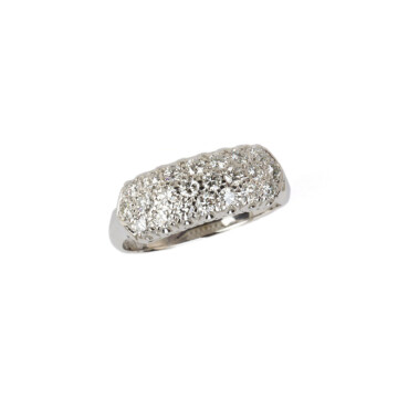 Featured image of this Vintage Women’s 14k White Gold Diamond Ring