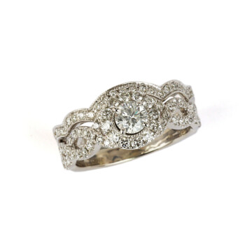 Featured image of this Women’s Neil Lane 14k White Gold Diamond Bridal Ring Set