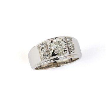 Featured image of this Men’s 14k White Gold Diamond Ring