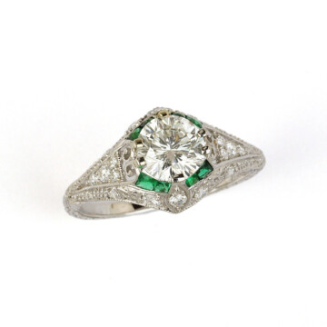 Featured image of this Women’s 14k White Gold Diamond, Emerald Ring EGL Cert