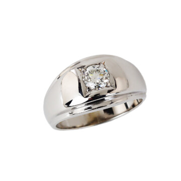 Featured image of this Men’s 14k White Gold Diamond Ring