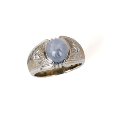 Featured image of this Men’s 14k White Gold Diamond, Star Sapphire Ring
