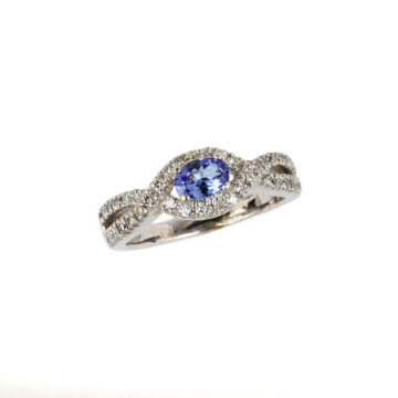 Featured image of this Women’s 14k White Gold, Diamond, Tanzanite Ring
