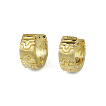 Featured image of this Women’s 14k Yellow Gold Hoop Earrings