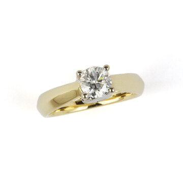 Featured image of this Women’s 14k Yellow Gold Diamond Bridal Ring IGI Cert