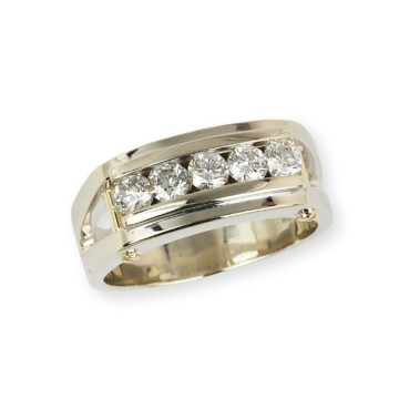 Featured image of this Men’s 14k White Gold Diamond Ring