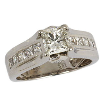 Featured image of this Women’s 18k White Gold Diamond Bridal Ring