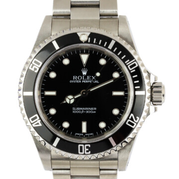 Featured image of this Men’s Stainless Steel Submariner Rolex Wristwatch – 39mm Case