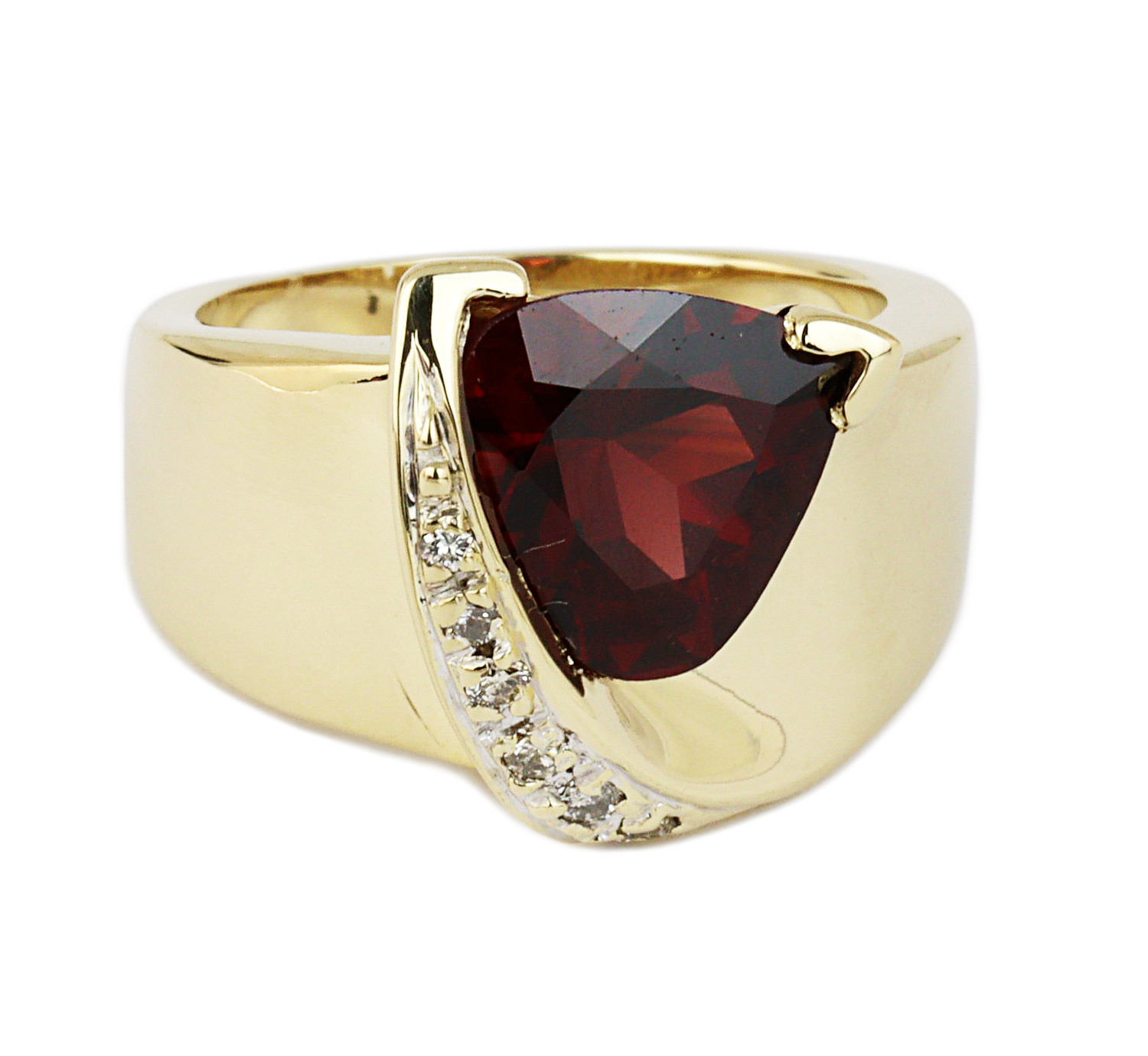 Gallery image of this Women’s 14k Yellow Gold Garnet & Diamond Ring