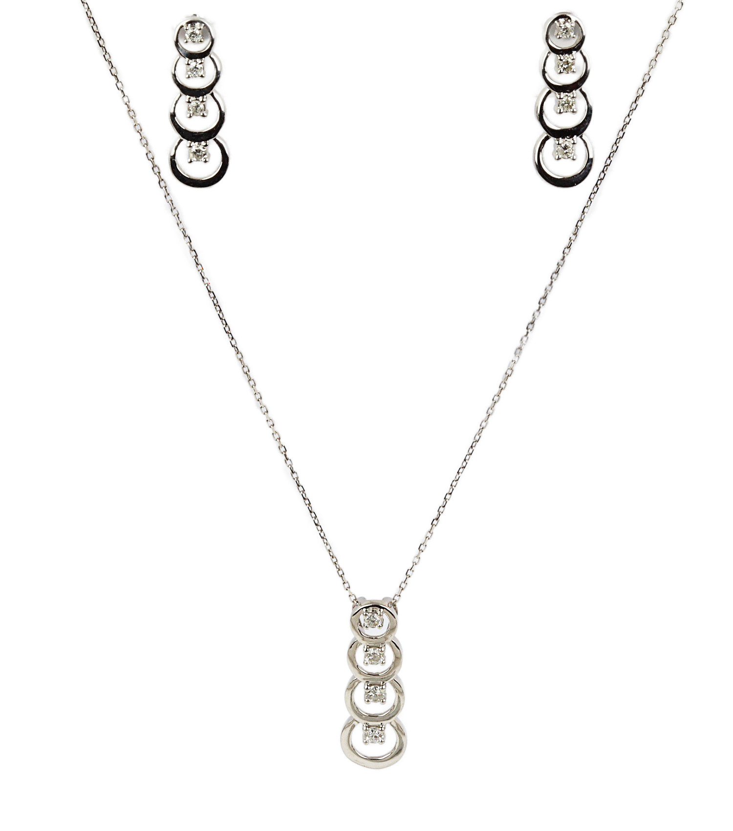 Featured image of this Women’s 14k White Gold Diamond Necklace & Earrings Set
