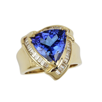 Featured image of this Women’s 14k Yellow Gold Diamond, Tanzanite Ring
