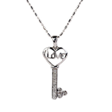 Featured image of this Women’s 10k White Gold Diamond Necklace