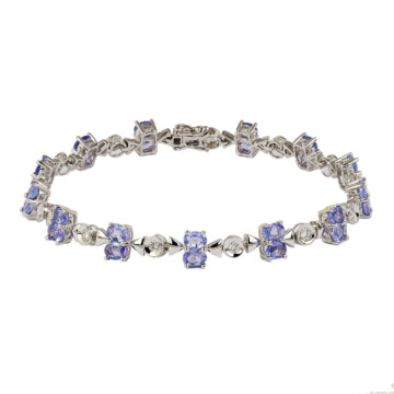Featured image of this Women’s 14k White Gold Diamond, Tanzanite Link Bracelet