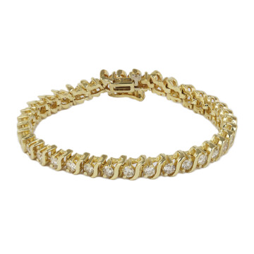 Featured image of this Women’s 14k Yellow Gold Diamond Link Bracelet