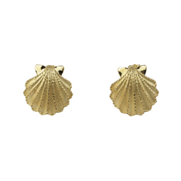 Featured image of this Women’s 14k Yellow Gold Stud Seashell Earrings