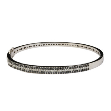 Featured image of this Women’s 14k White Gold, Black & Clear Diamond Bangle Bracelet