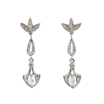 Featured image of this Women’s 14k White Gold Diamond Dangle Earrings