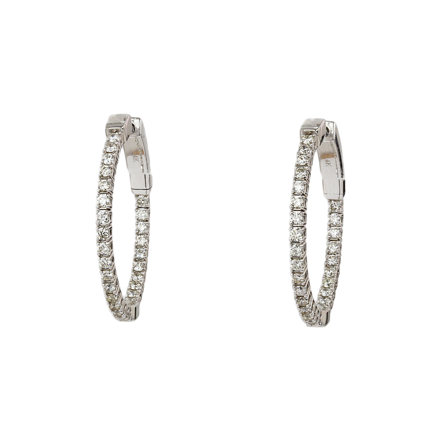 Featured image of this Women’s 14k White Gold Diamond Hoop Earrings