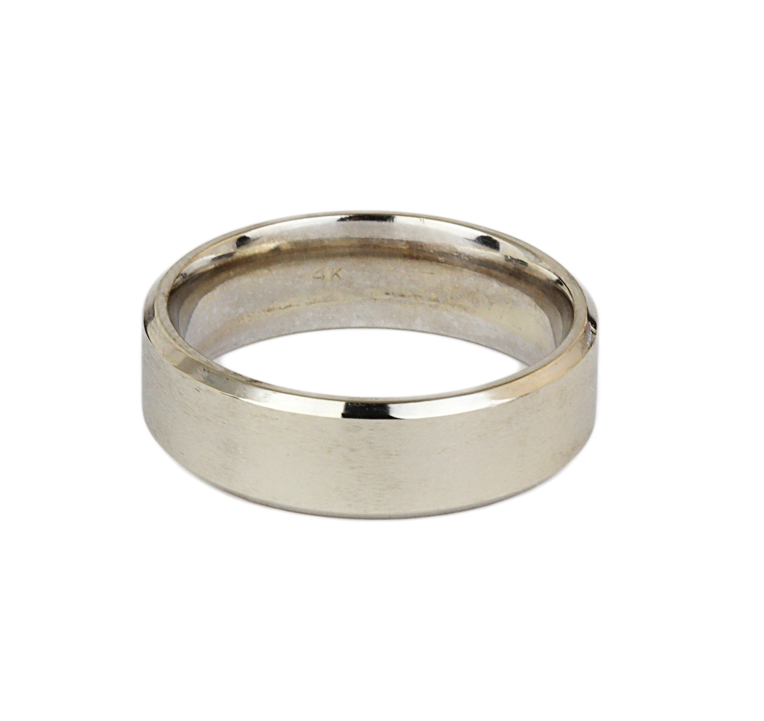 Gallery image of this Men’s 14k White Gold Band Ring