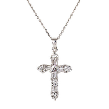 Featured image of this Women’s 14k White Gold Diamond Cross Necklace