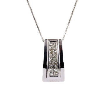 Featured image of this Women’s 14k White Gold Diamond Necklace