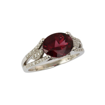 Featured image of this Women’s 14k White Gold Diamond, Garnet Ring