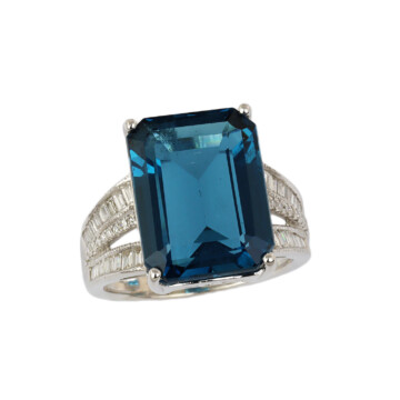 Featured image of this Effy Women’s 14k White Gold Diamond, Topaz Ring