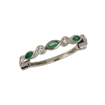 Featured image of this Women’s 14k White Gold Diamond, Emerald Ring