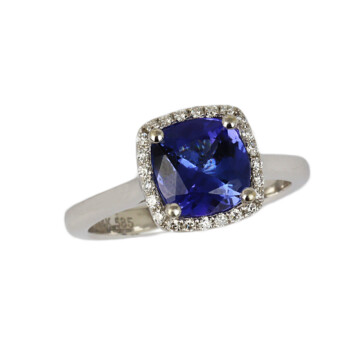Featured image of this Women’s 14k White Gold Diamond, Tanzanite Ring
