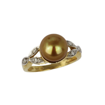 Featured image of this Women’s 14k Yellow Gold Diamond, Pearl Ring