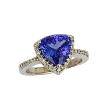 Featured image of this Women’s 14k White Gold Diamond, Tanzanite Ring