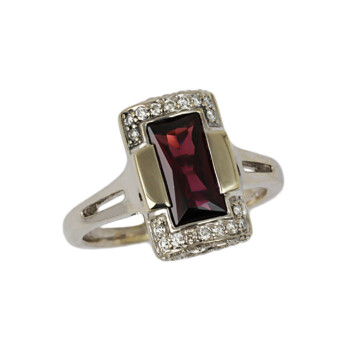 Featured image of this Women’s 18k White Gold Diamond, Garnet Ring