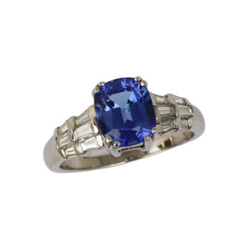 Featured image of this Women’s 14k White Gold Diamond, Tanzanite Ring