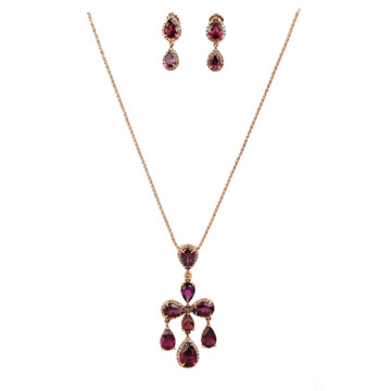 Featured image of this Fischer Women’s 14k Rose Gold Diamond, Garnet Necklace