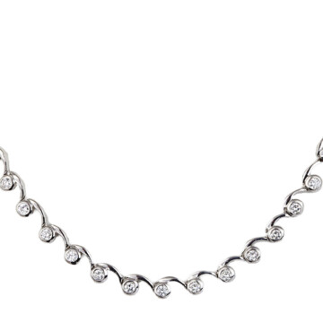 Featured image of this Women’s 18k White Gold Diamond Necklace