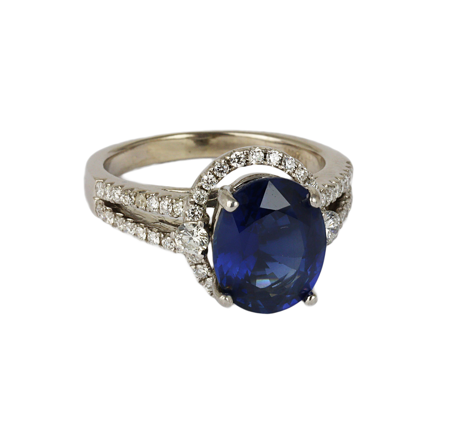Gallery image of this Women’s 14k White Gold Diamond, Sapphire Ring GIA Cert