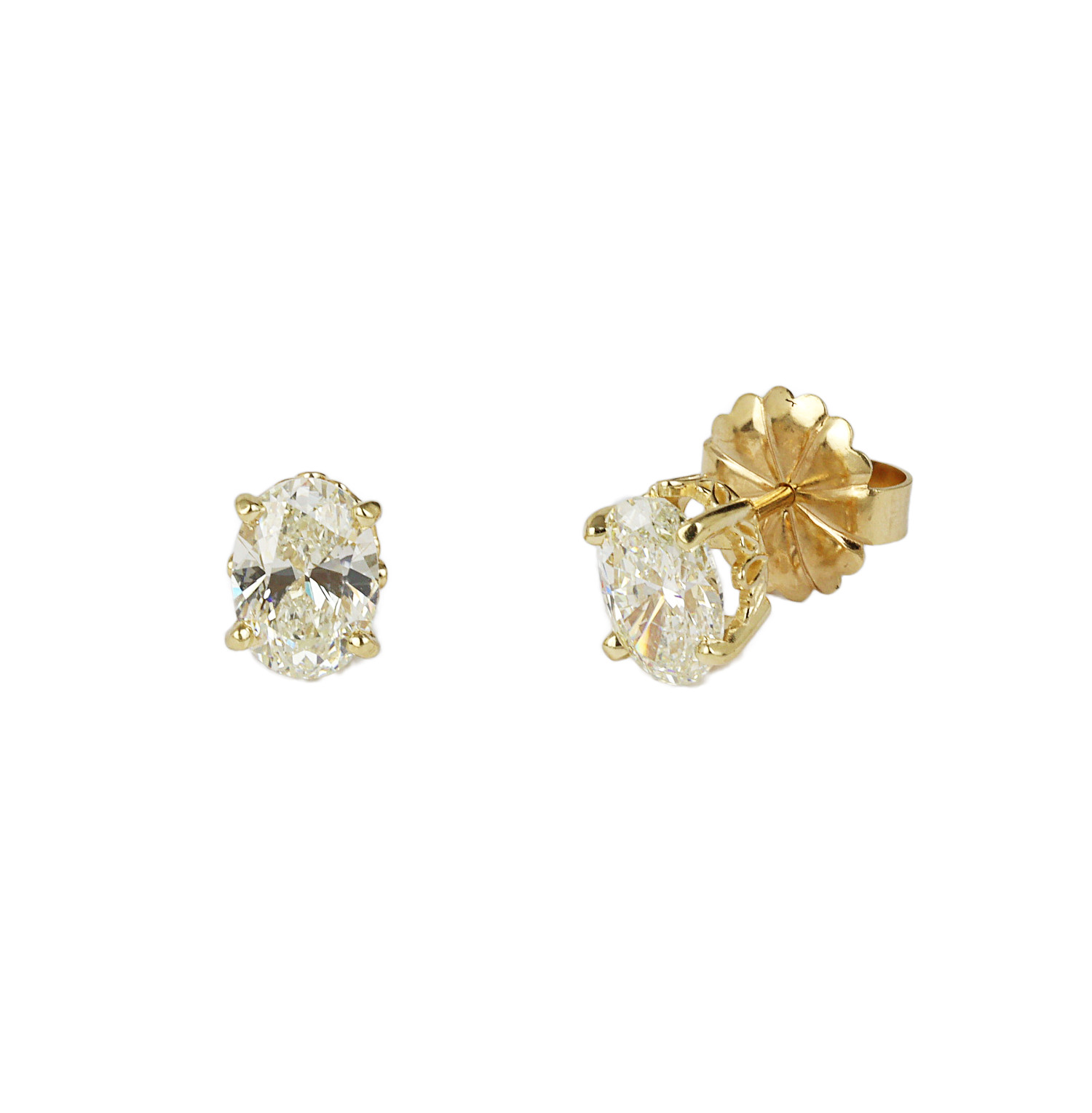Gallery image of this Women’s 14k Yellow Gold Diamond Stud Earrings EGL Cert