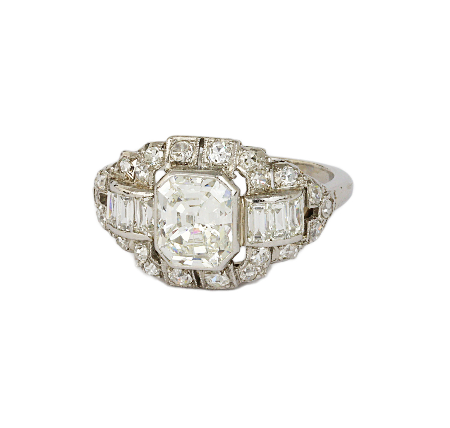 Gallery image of this Vintage Women’s Platinum Diamond Bridal Ring EGL Cert