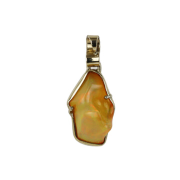Featured image of this Women’s 14k White Gold, Ethiopian Opal Pendant