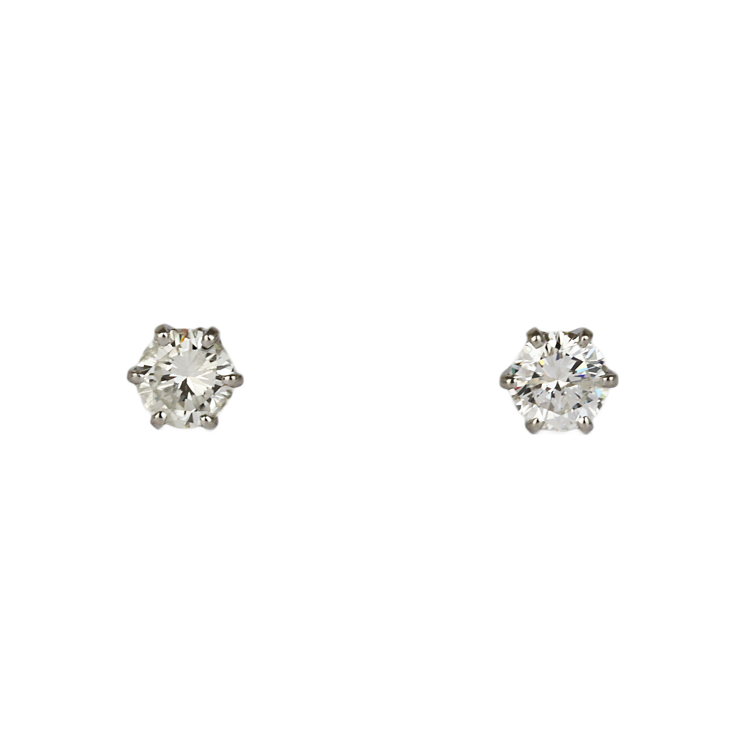 Featured image of this Women’s 14k White Gold Diamond Stud Earrings