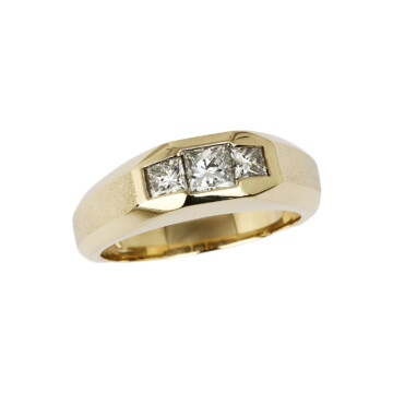 Featured image of this Men’s 14k Yellow Gold Diamond Ring
