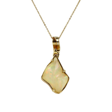 Featured image of this Women’s 14k Yellow Gold, Ethiopian Opal Necklace