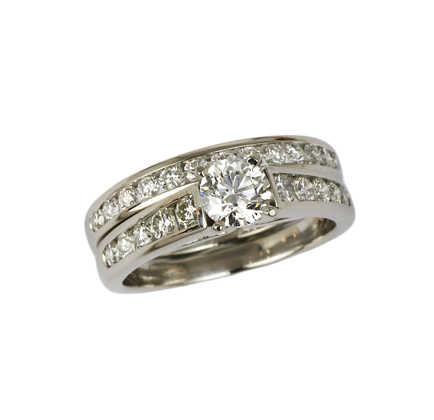 Featured image of this Women’s Platinum Diamond Bridal Size 7 Ring Set EGL Cert