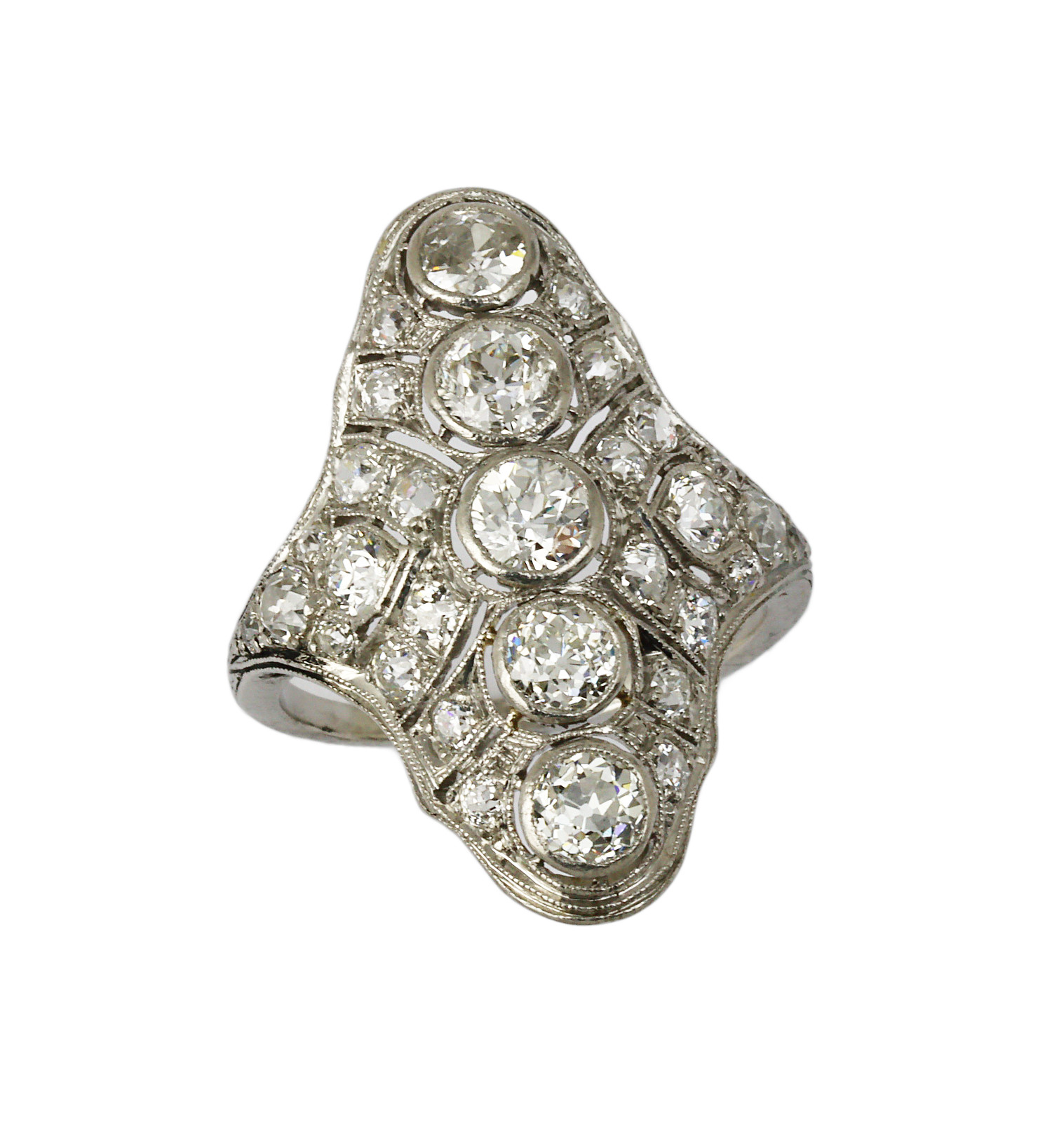 Featured image of this Vintage Women’s Platinum Diamond Ring Size 6.25