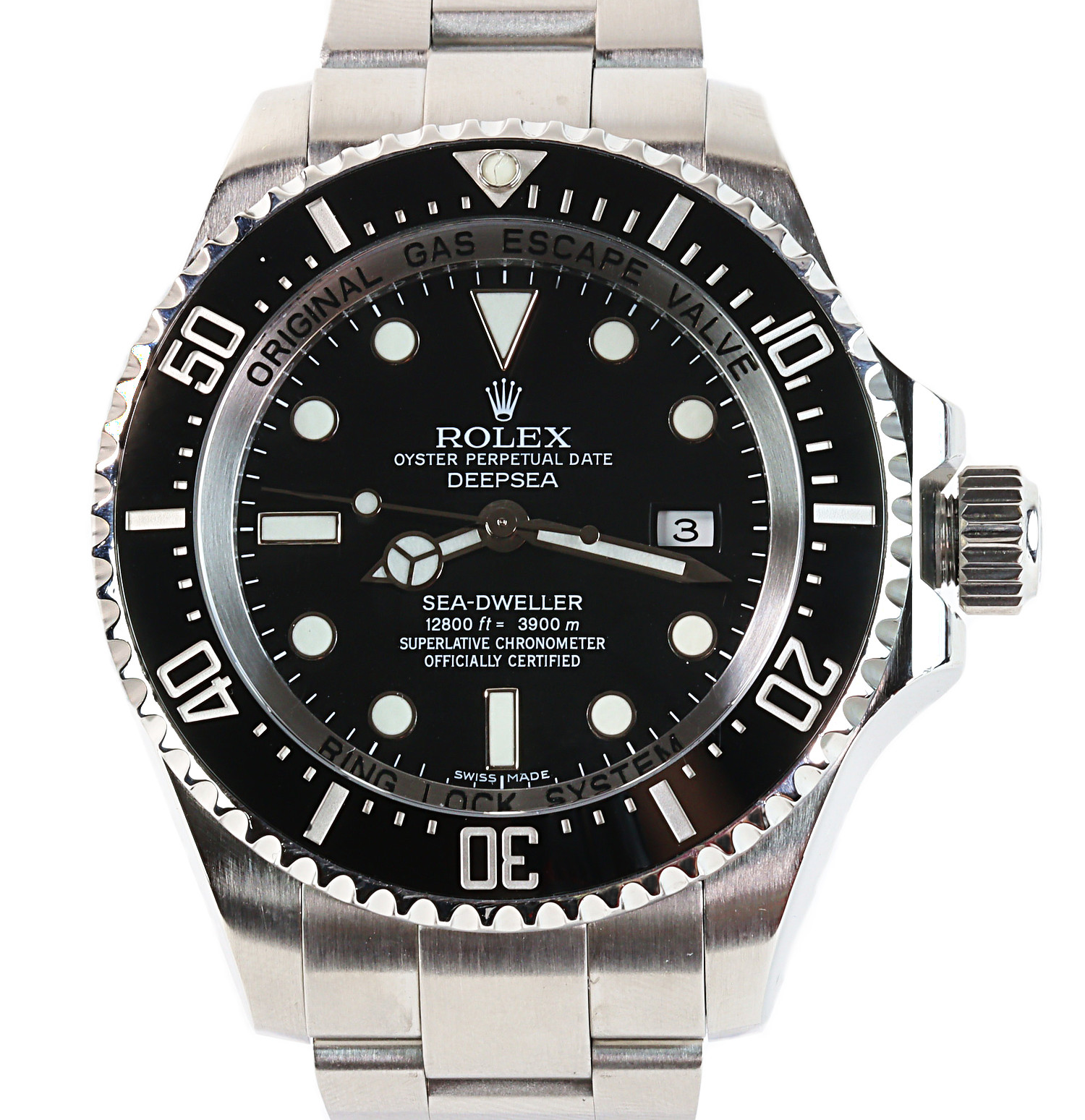 Featured image of this Stainless Steel Sea Dweller Deep Sea Rolex Wristwatch – 44mm Case